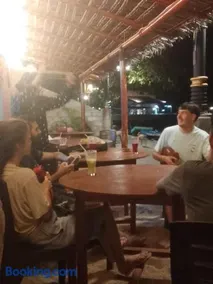 Three Ken Homestay & Cafe - Image 4