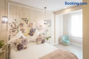 Hostal Plaza Boutique - Solo adultos - Image 1