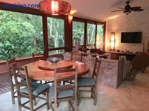 Casa com piscina a poucos minutos da praia - Image 3