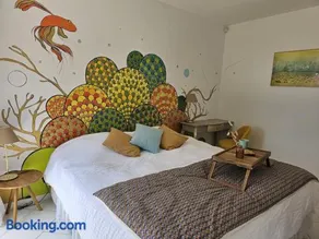 Le Faré 5bedrooms and mezzanine villa with swimming pools, tennis 15pax - Image 3