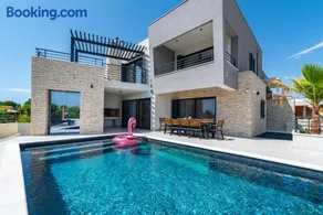 Villa Roca with heated pool and sauna - Image 1