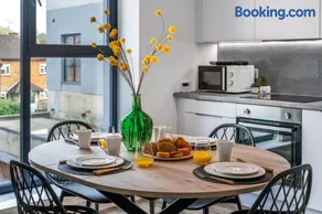 Contractors Welcome - 2 Bed Potters Bar - Free Parking - Direct London - Image 5