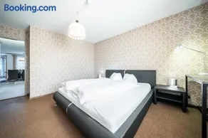 9302 Zweckmaessig eingerichtete 3,5 Zimmer Wohnung mit ueberdachtem Suedwestbalkon - Image 5