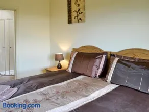 Buttercup Cottage - Image 3