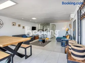 Begonias Apartament per 4 persones amb gran terrassa chill out a 10 minuts de la platja - Image 1