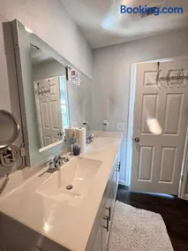Jeneffer's Home - Image 3