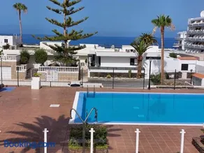FIRST LINE Villa Floor Studio Apartment with amazing sea view Air Conditioned just 50m from the beach - Image 3