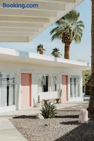Miracle Manor Boutique Hotel & Spa - Image 3