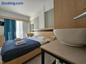 G92 City Hotel - Image 1