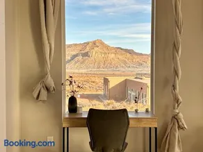 Calming Canyon Sanctuary with Grand Mesa Views - Image 2