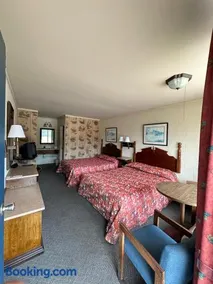 Paris Landing Motel - Image 4