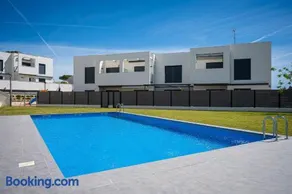 AT308 Con piscina, aire acondicionado, parking, playa Canyadell a pocos metros - Image 1