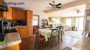 Sunset Paradise Cottage - Image 4