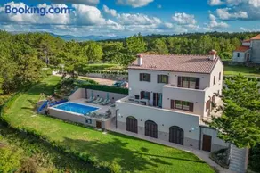 Luxury Villa Gradin - Image 1
