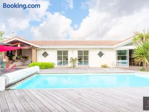 Villa de plain-pied avec piscine - 8 pers. - FR-1-877-17 - Image 2