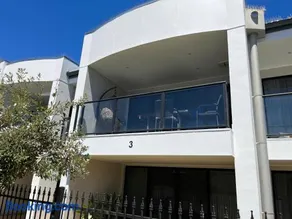 Moana Seaside Retreat - 2 Bedroom, spa , living area & pet friendly - Image 1