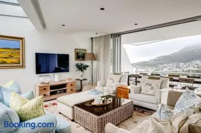 Silvertree - Image 1