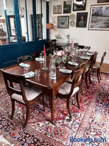 The Coach House - Image 4