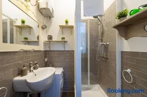 Varese centro - Feel Good Apartment - Free Wi-fi - Image 4