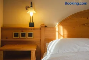 Guesthouse by the rex - Image 3