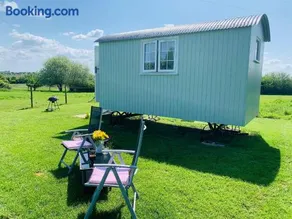 Bells Meadow Shepherds Hut - Image 5