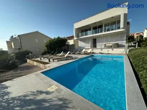 Villa INAMI - Image 1