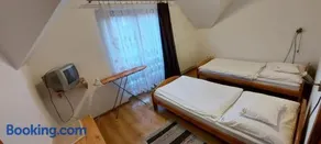 Szabó József Evangélikus Vendégház - Image 5