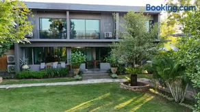 Live Specialty House - Image 2