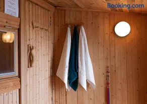 Stockholm Retreat Archipelago Cabin - Image 4