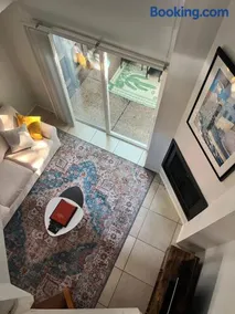 Pet-Friendly Uptown Dallas Loft with Patio & Grill - Image 3
