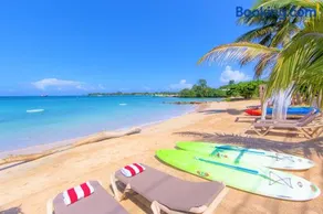 Luxe Beach Resort - Image 2
