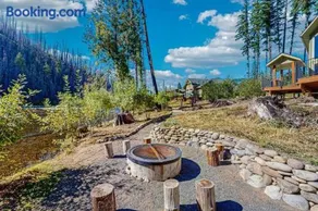 McKenzie River Retreat - Image 1