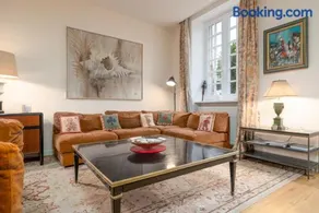 Splendide maison de maître à 50m du port et 100m de la plage - Image 2