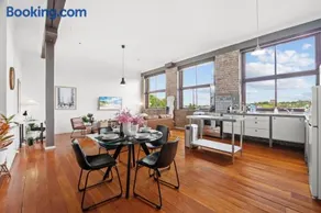 Redfern Loft - NYC Living, Culture, Bars, Parking - Image 2