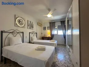 3 bedroom Private Home Cómpeta Free Parking - Image 2