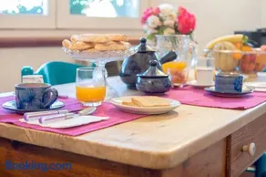 B&B Salighes - Image 1