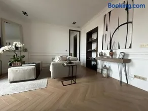 Croisette Luxury Retreat - Image 2