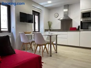 Apartamentos Puertas del Orbigo - Image 1