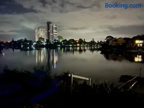 VILLA AQUILA - Mermaid Waters - Image 4