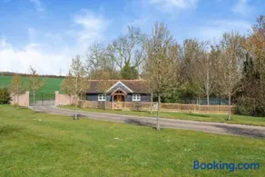 The Gate Lodge - Pet Free - Near Finchingfield & Saffron Walden - Image 3