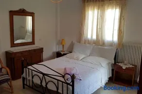 Koulas House in Diava - Image 2