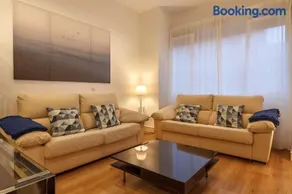 Konporte, Vivienda Turística Renovada con Wifi y Garaje - Image 3