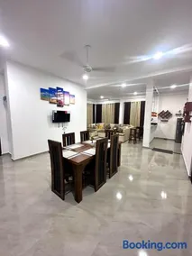 DreamScape Holiday Apartment - Image 2