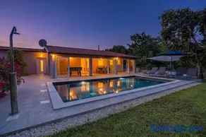 Villa Jacky 2 near Porec for 4 persons with 32 m2 private pool - pet friendly - Image 1