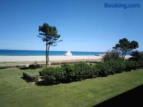 Appartement lumineux à Saint-Cyprien 45 m² vue mer - Image 2