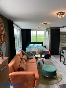 Tiny House - Image 3