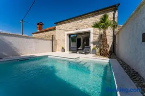 Stone House with pool Poeta - Image 2