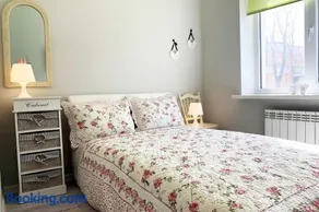 Cozy apartment in a historical town - Image 1
