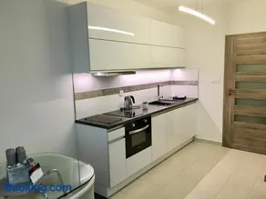 Krisztina Apartman Duna Garden - Image 5