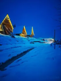 Căsuțele din Zăbran - Image 2
